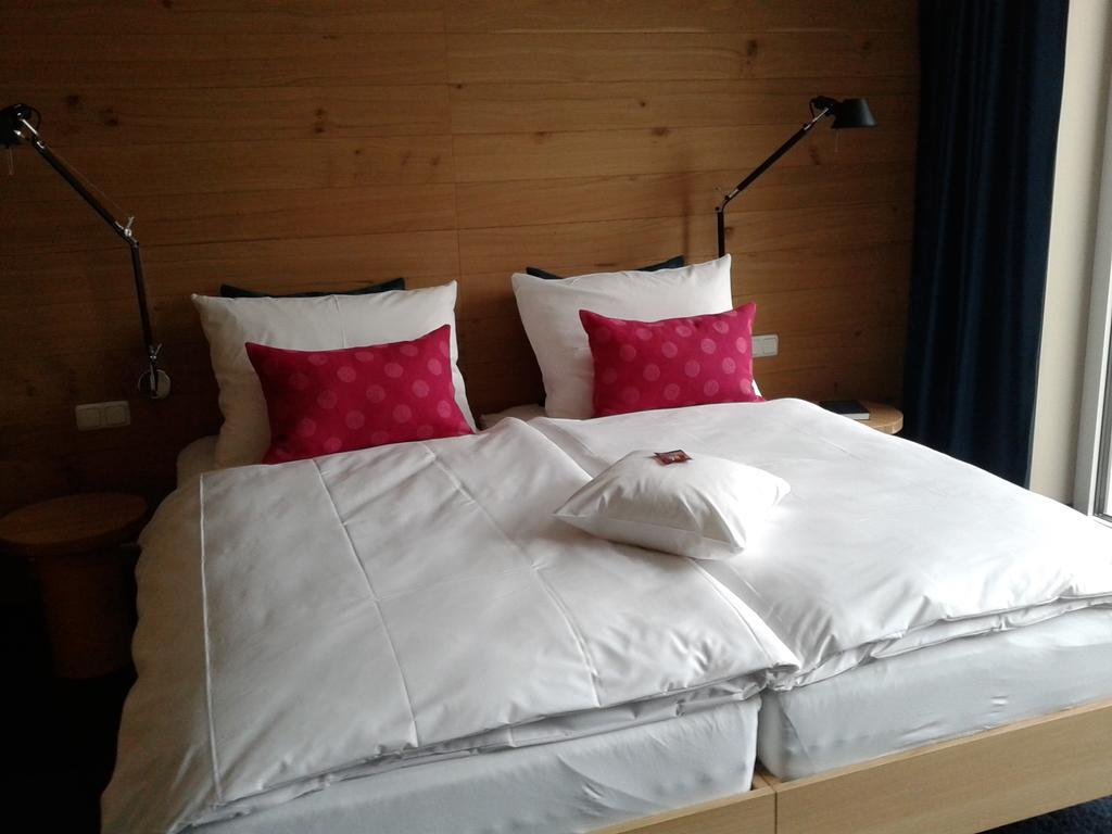 Claudius Hotel โบคุห์ม ภายนอก รูปภาพ